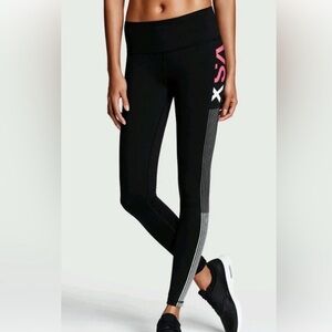Victoria’s Secret knockout leggings
